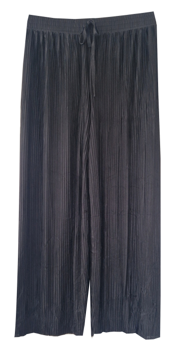 Hose aus plissiertem, glänzenden Stoff, bis Gr. 44